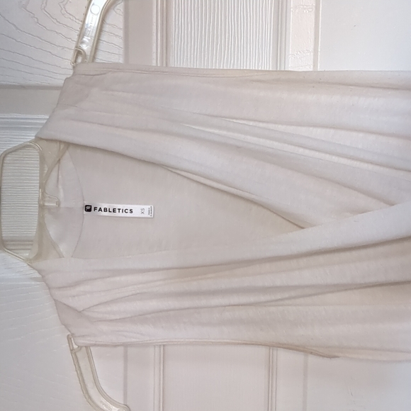 Fabletics tank top - Picture 2 of 3